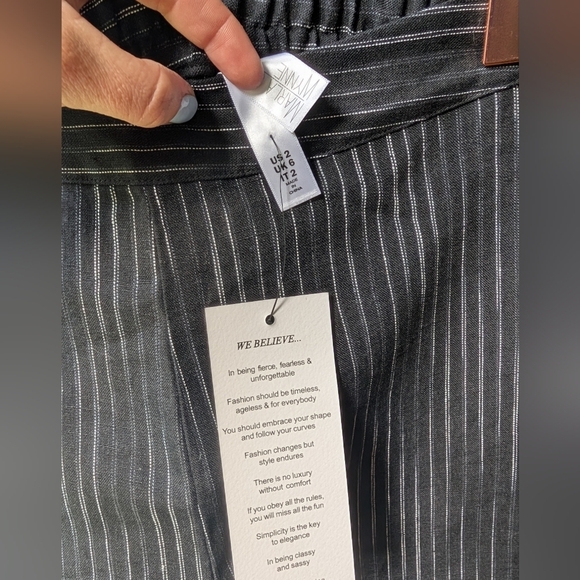 225-NWT LINEN Striped Black and White Pants - Picture 2 of 4